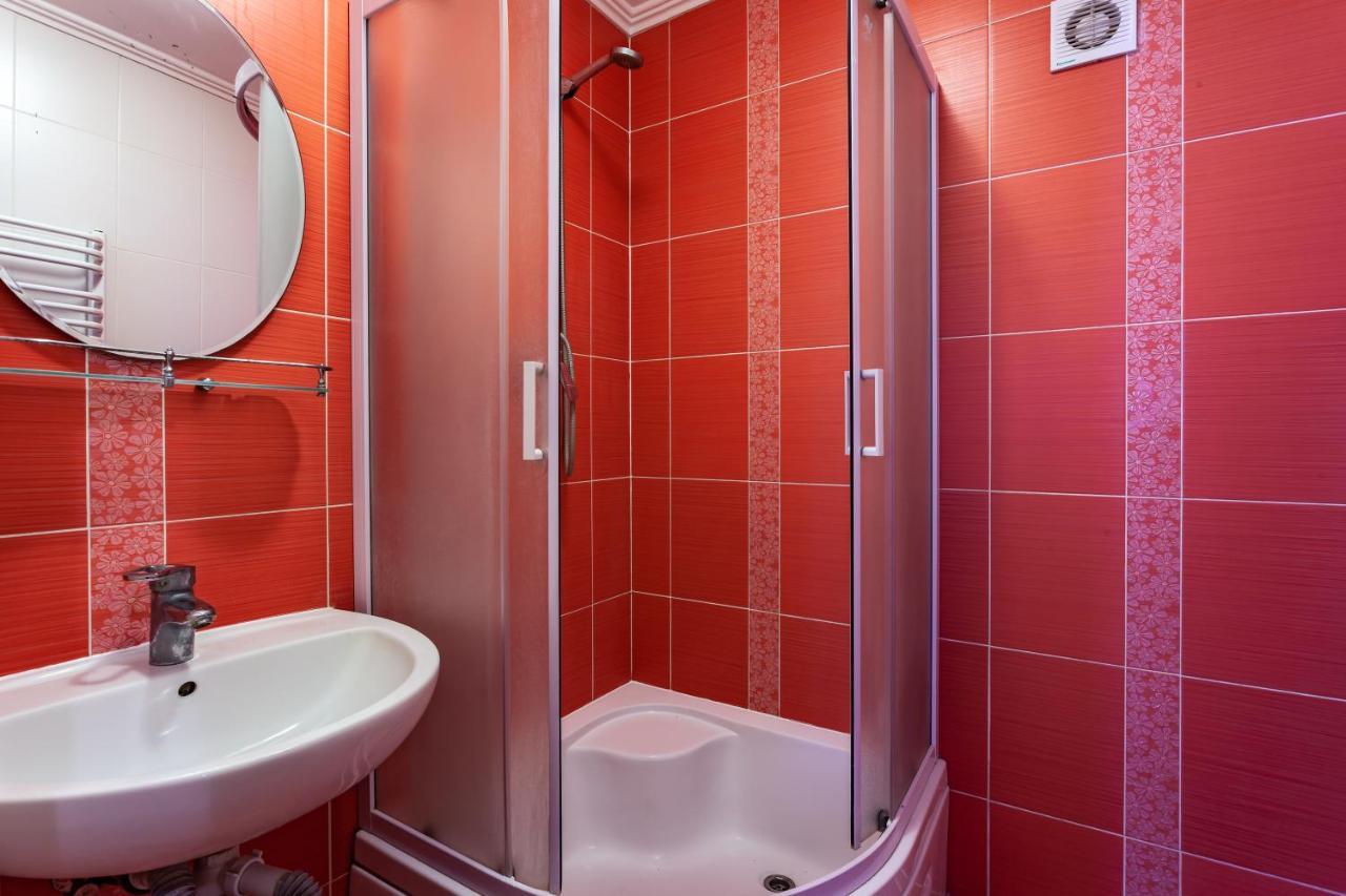 Four Bedrooms Apartment In The Heart Of ลวีฟ ภายนอก รูปภาพ